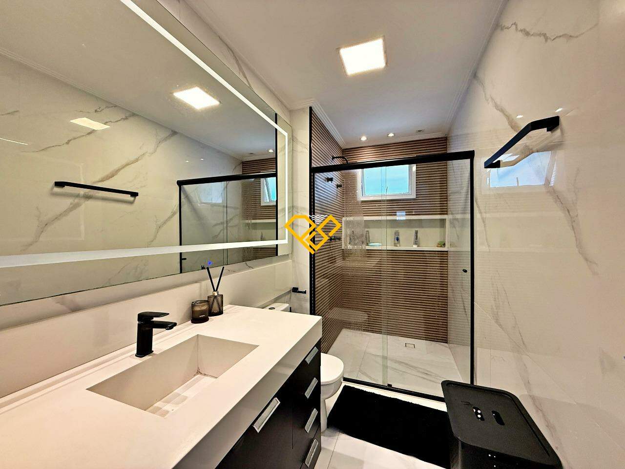 Apartamento à venda no Aparecida: Wc suíte 1