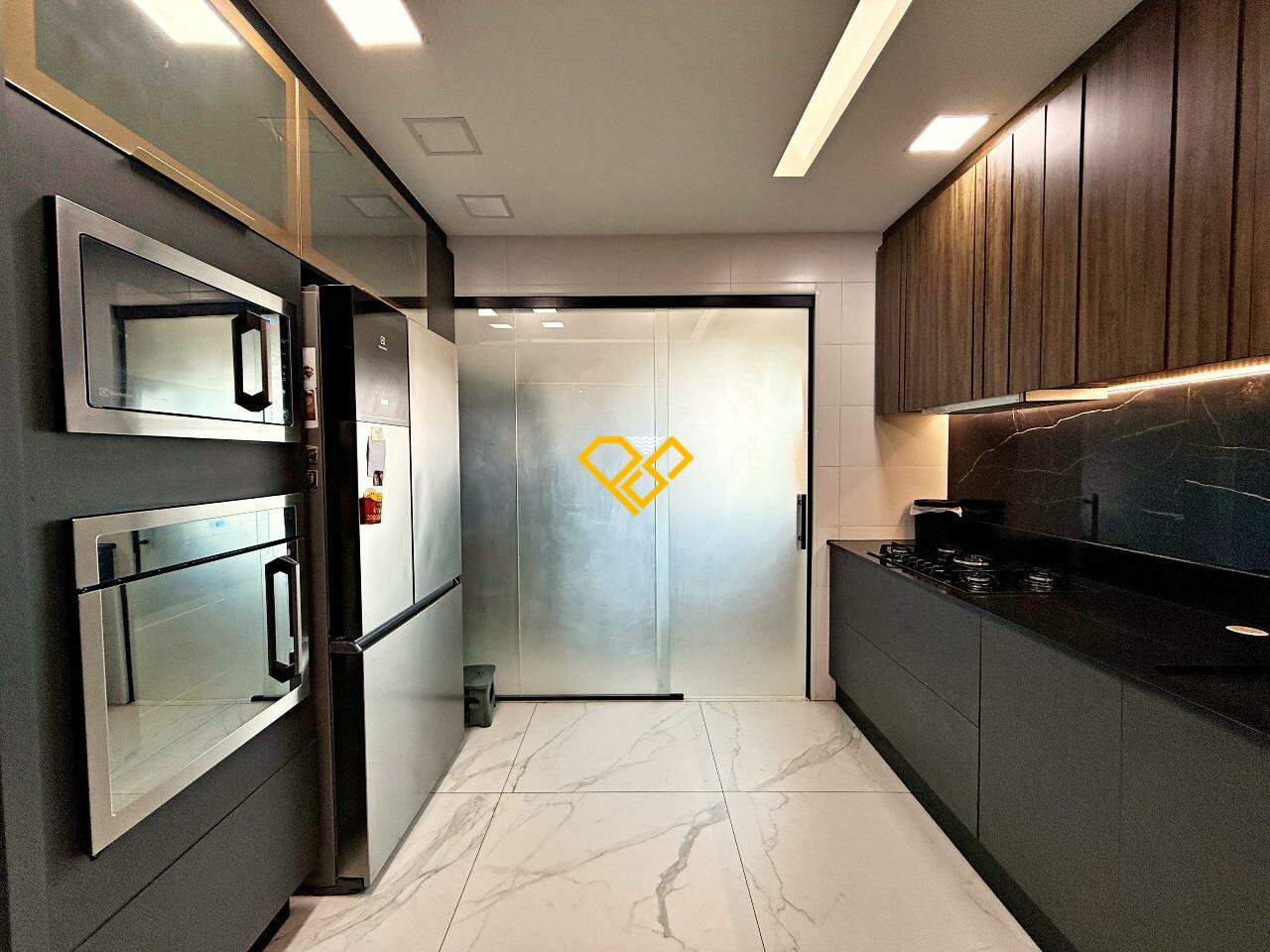 Apartamento à venda no Aparecida: Cozinha