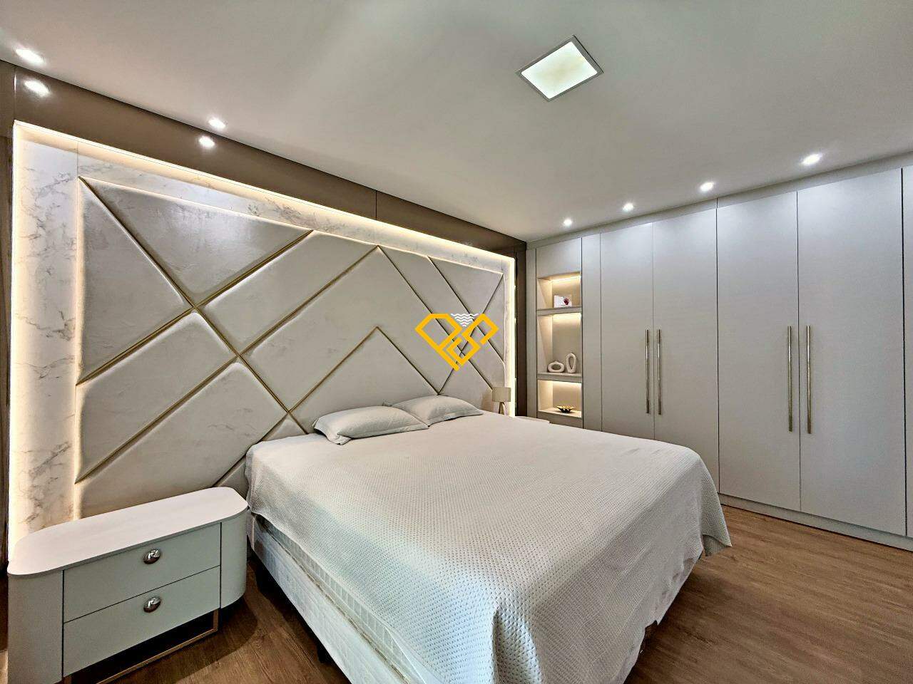 Apartamento à venda no Aparecida: Suíte 1