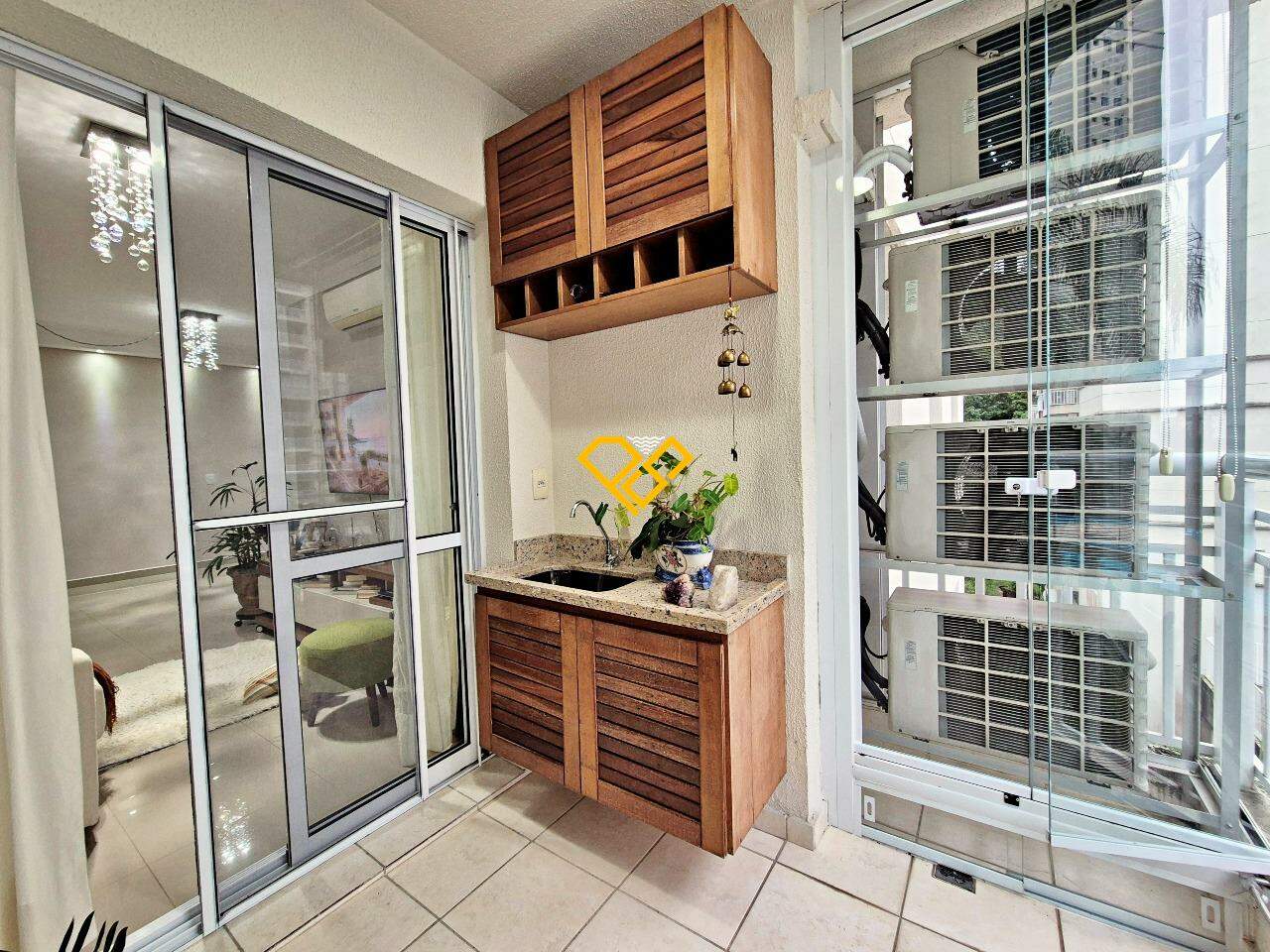 Apartamento à venda no Marapé: Varanda