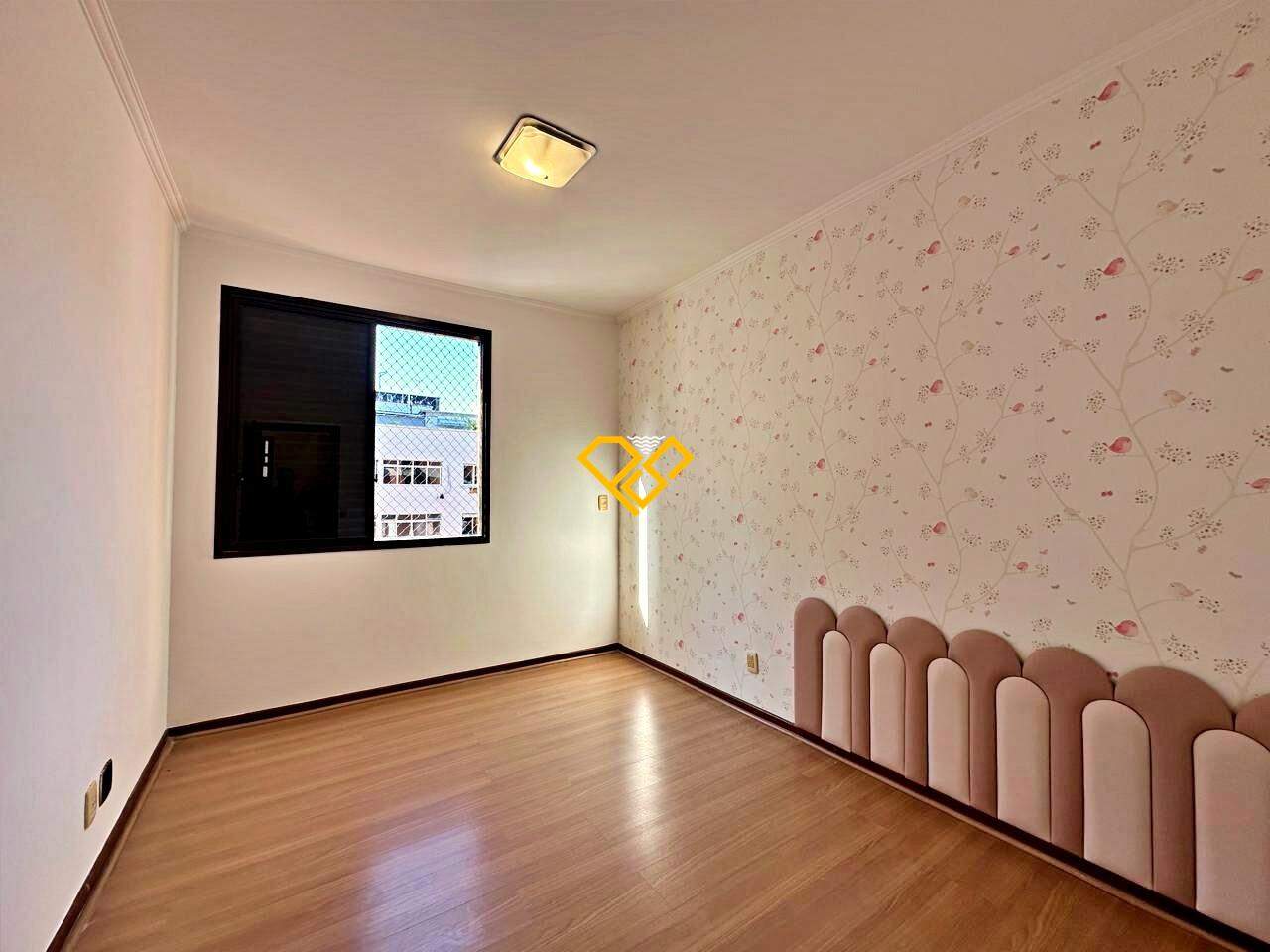 Apartamento para aluguel no Embaré: Dormitório 3
