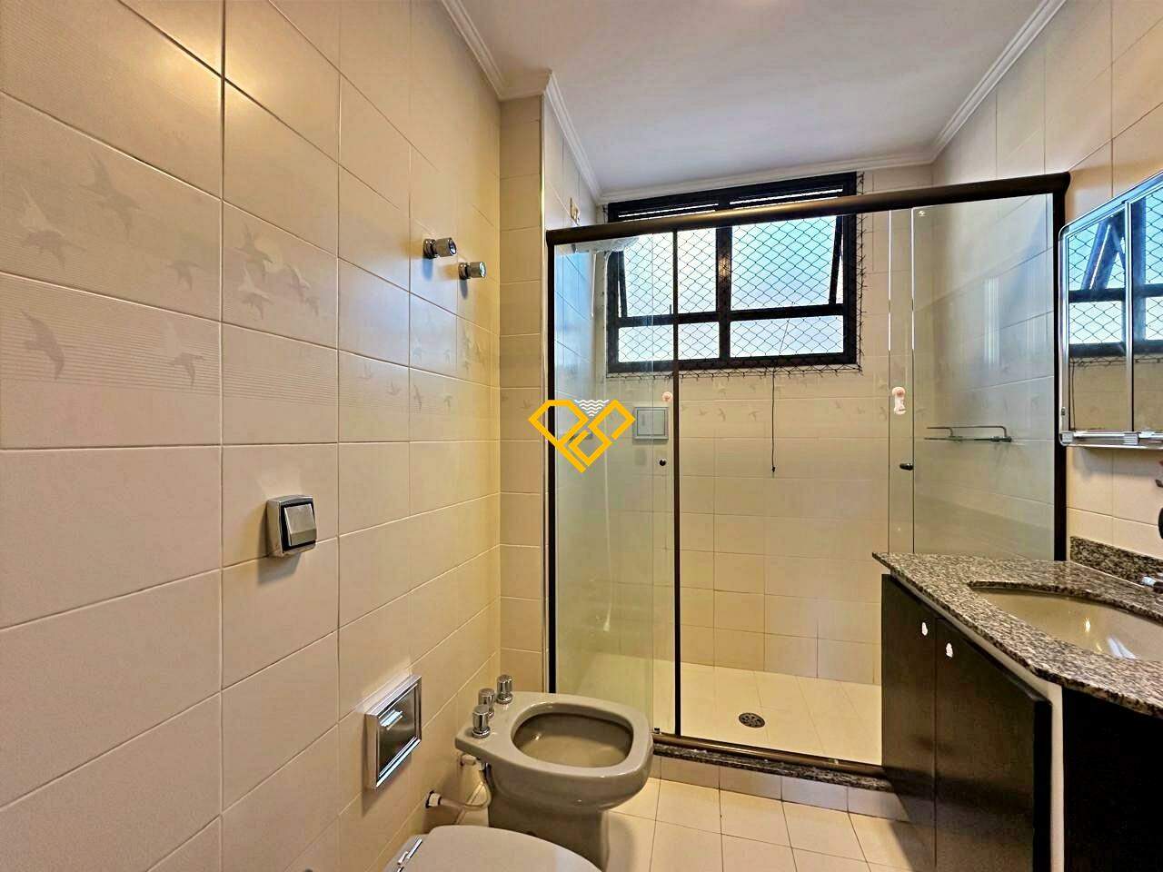 Apartamento para aluguel no Embaré: Wc social