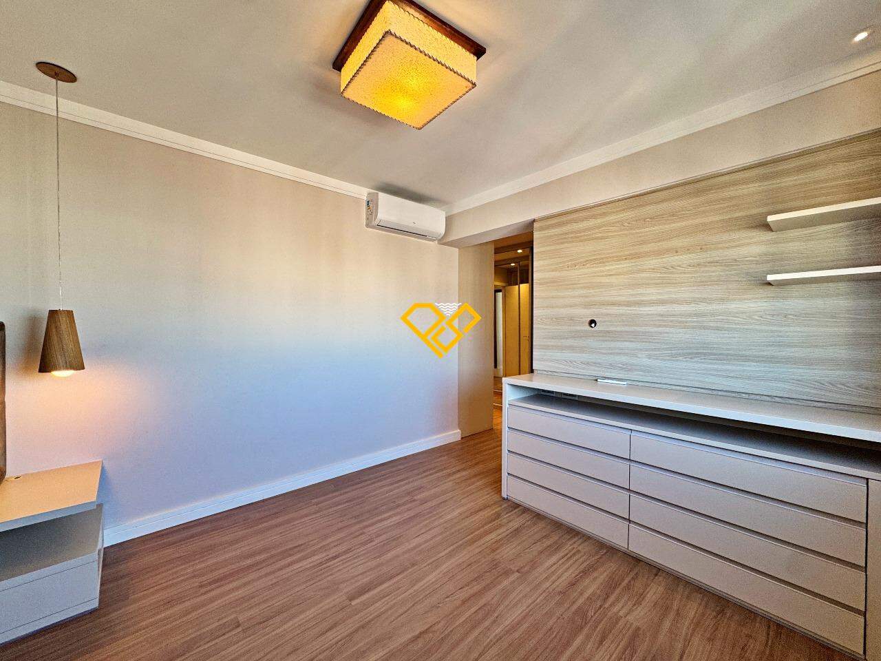 Apartamento à venda no Embaré: Suíte 1 - master