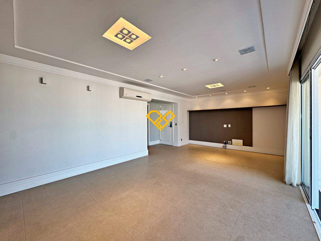 Apartamento à venda no Embaré: Sala
