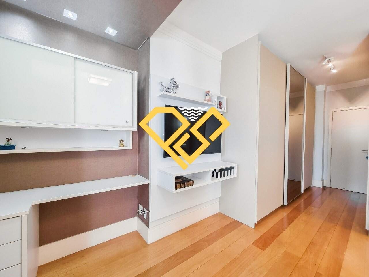 Apartamento para aluguel no Gonzaga: SUÍTE 3