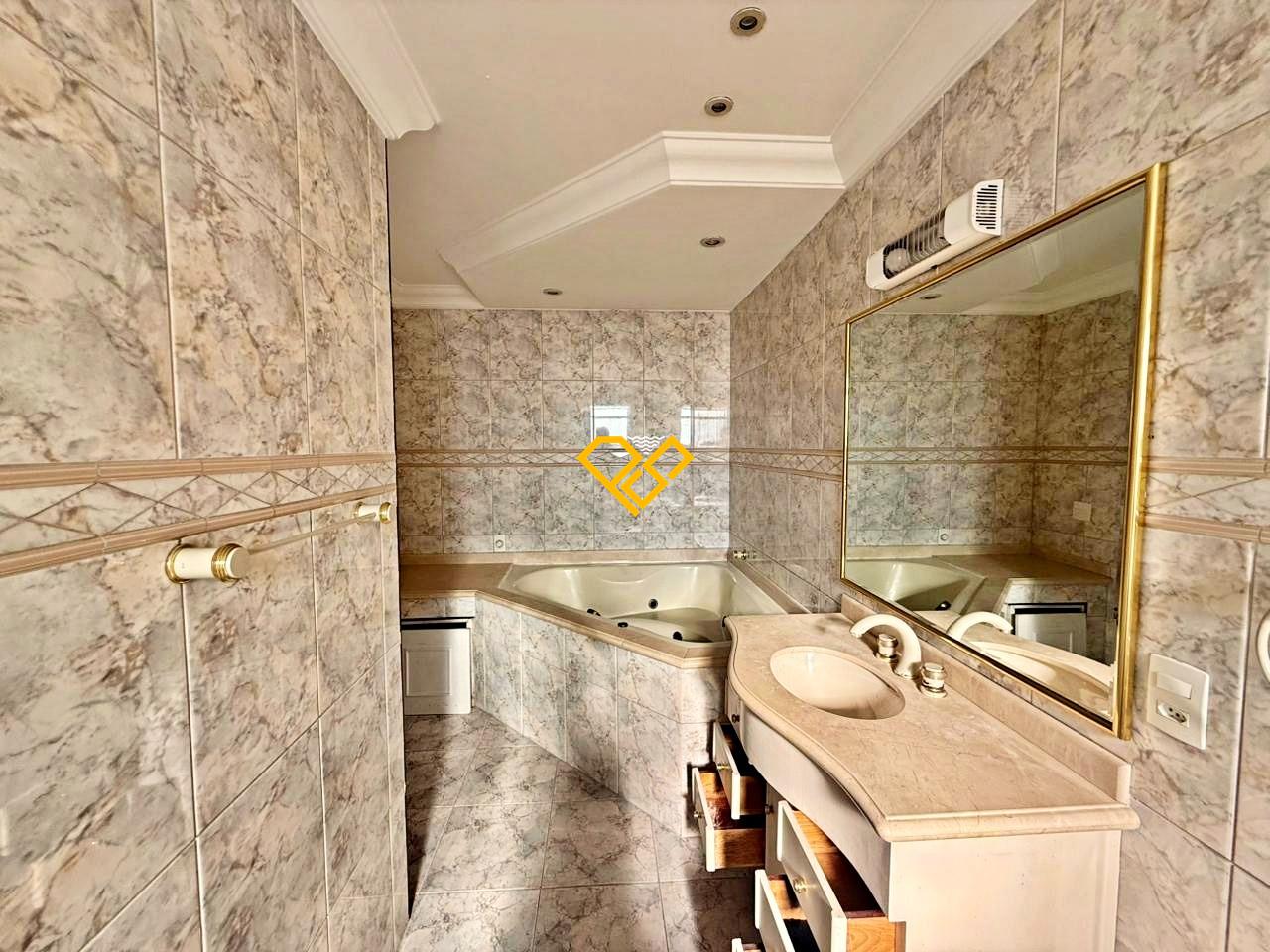 Apartamento para aluguel no Boqueirão: Wc suíte 1