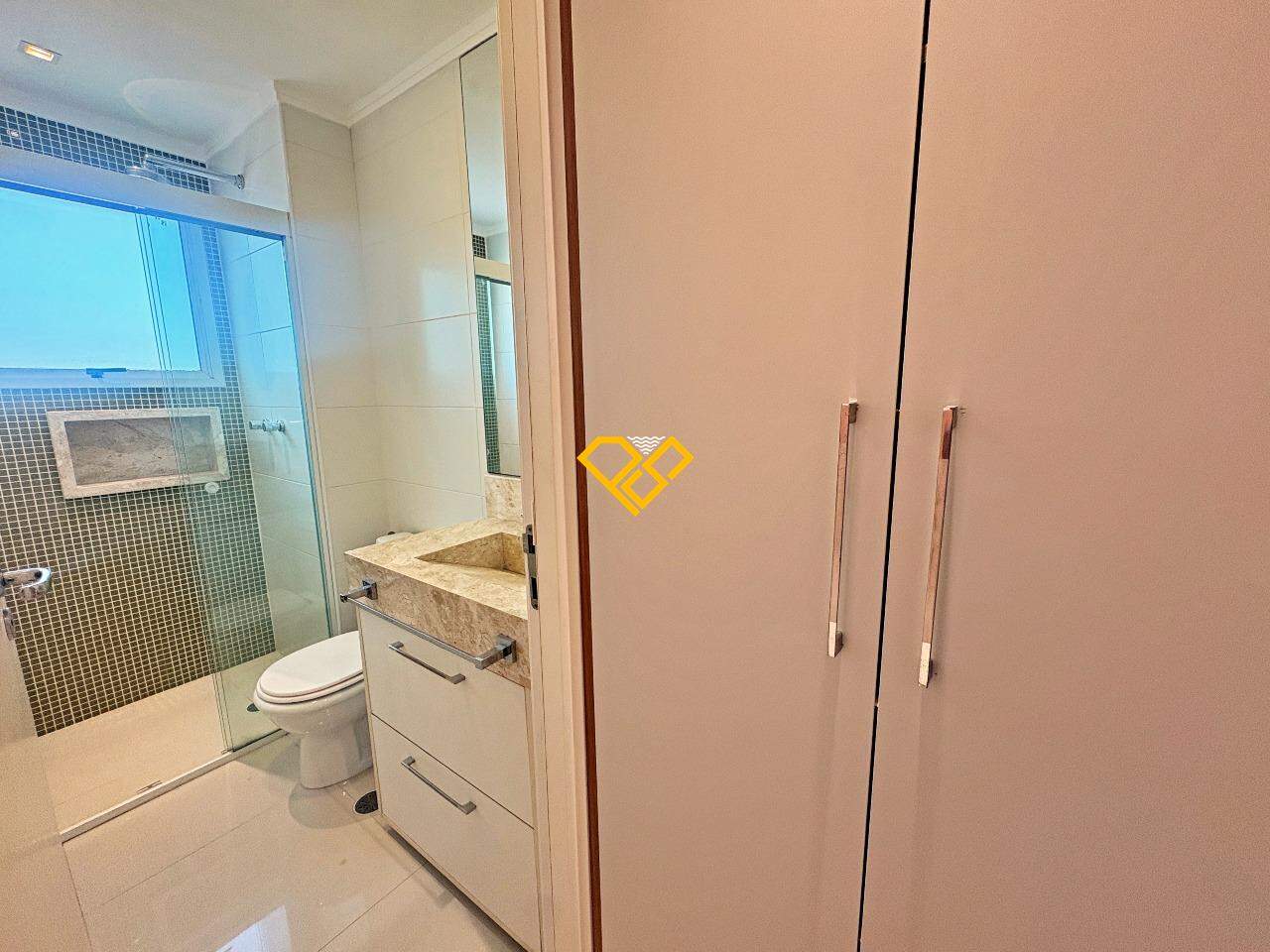 Apartamento para aluguel no Embaré: Wc suíte 2