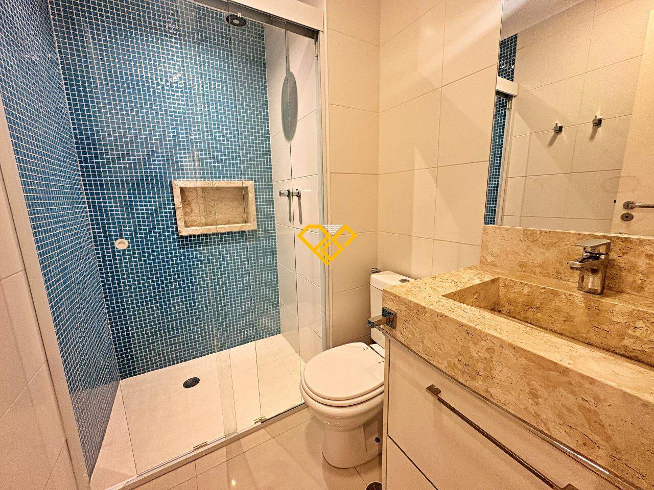 Apartamento para aluguel no Embaré: Wc suíte 3