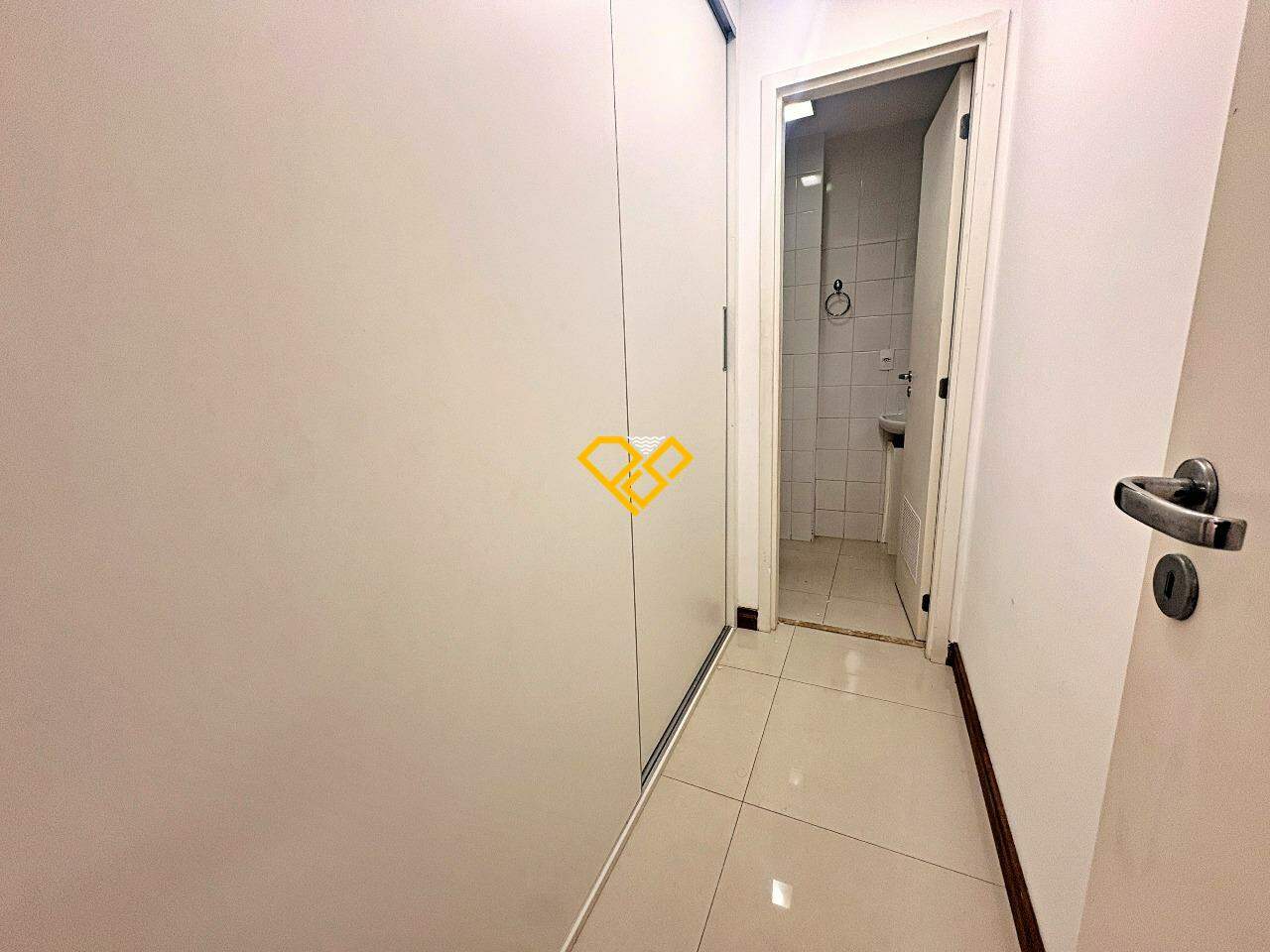 Apartamento para aluguel no Embaré: Despensa