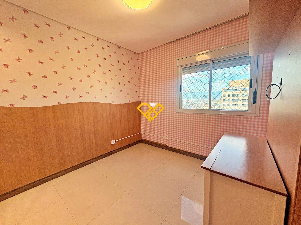 Apartamento para aluguel no Embaré: Suíte 2