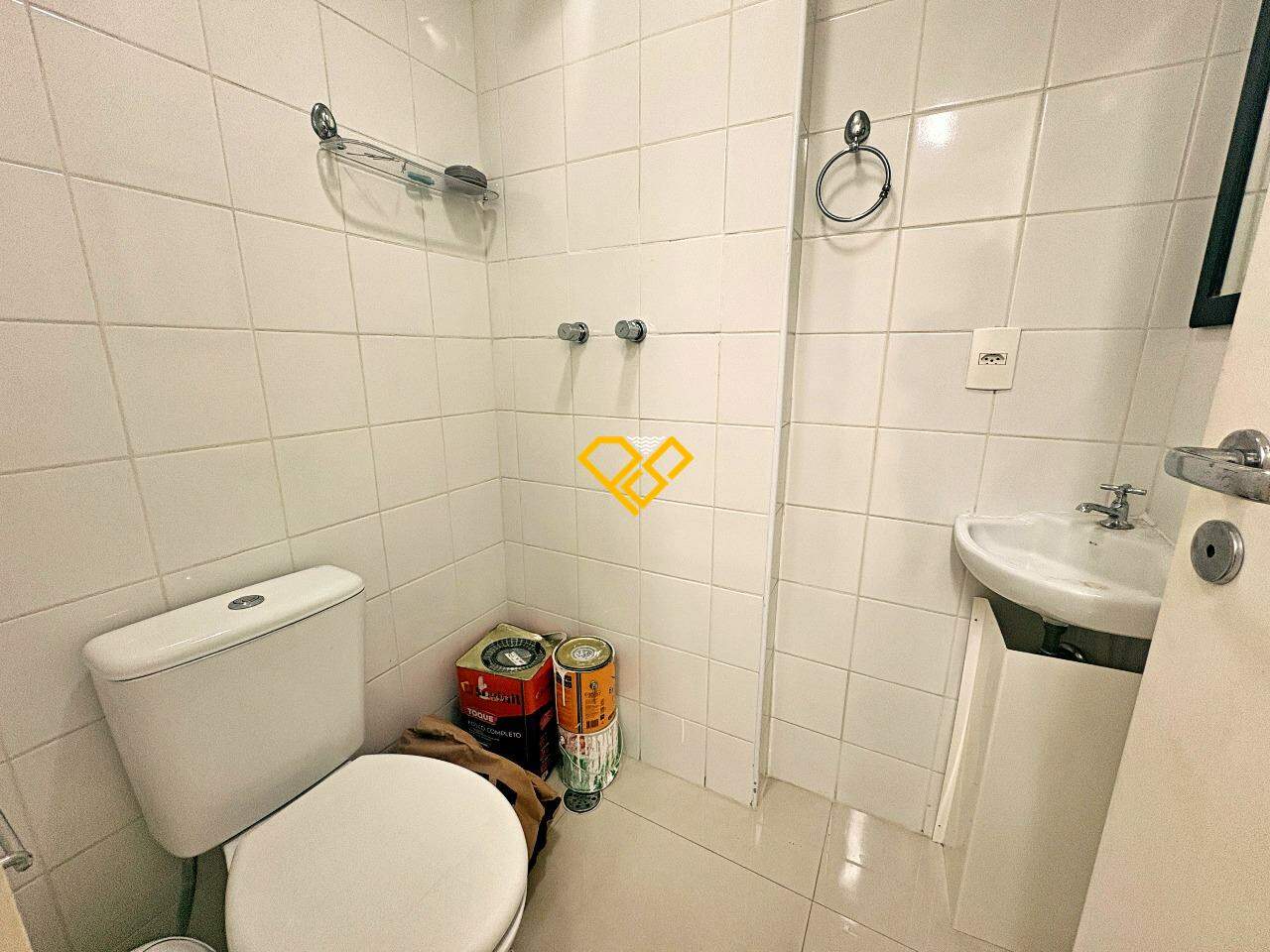 Apartamento para aluguel no Embaré: Wc de serviço