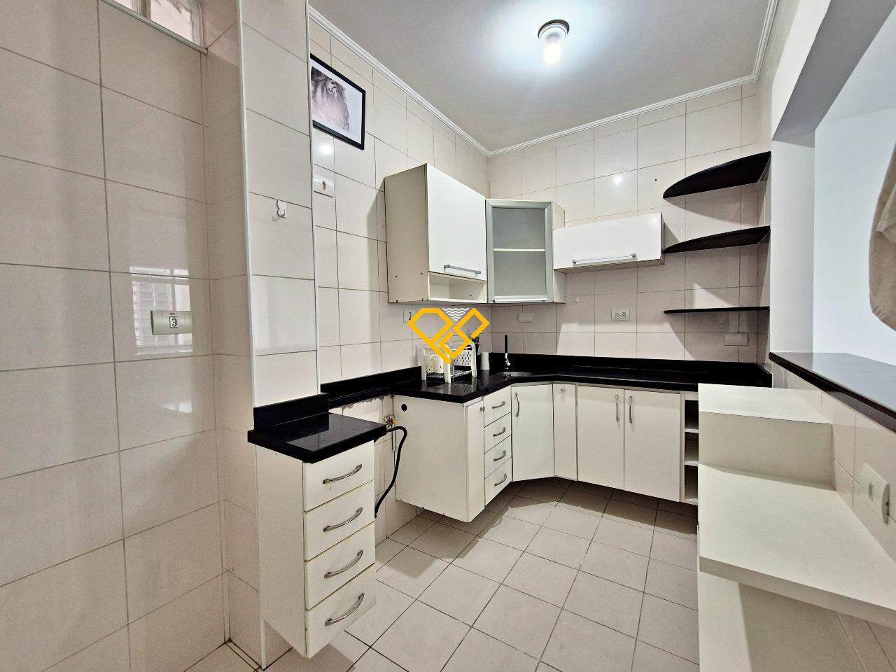 Apartamento para aluguel no Gonzaga: Cozinha