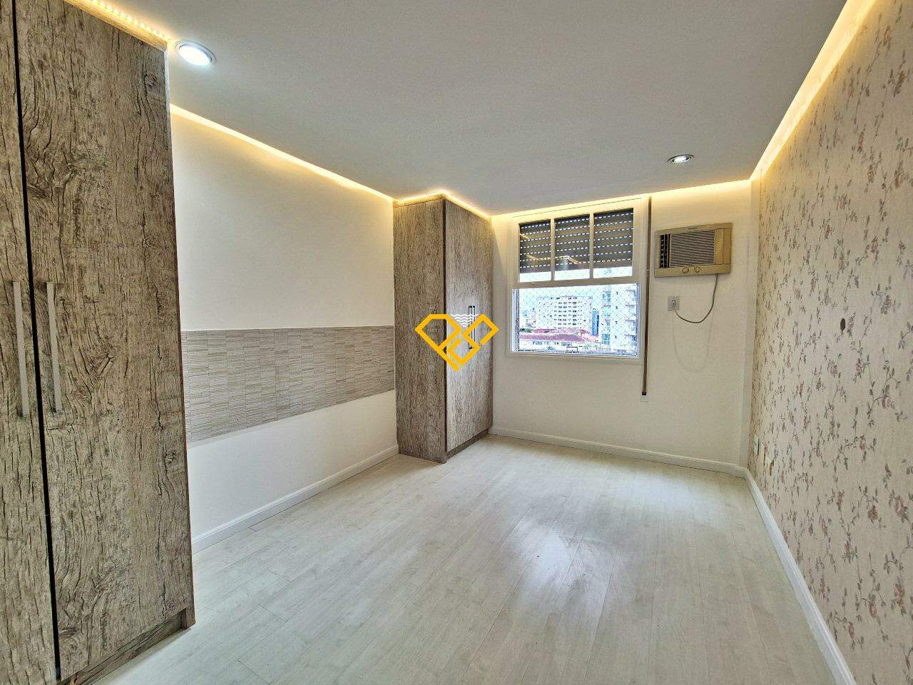 Apartamento para aluguel no Gonzaga: Dormitório 1 - suíte