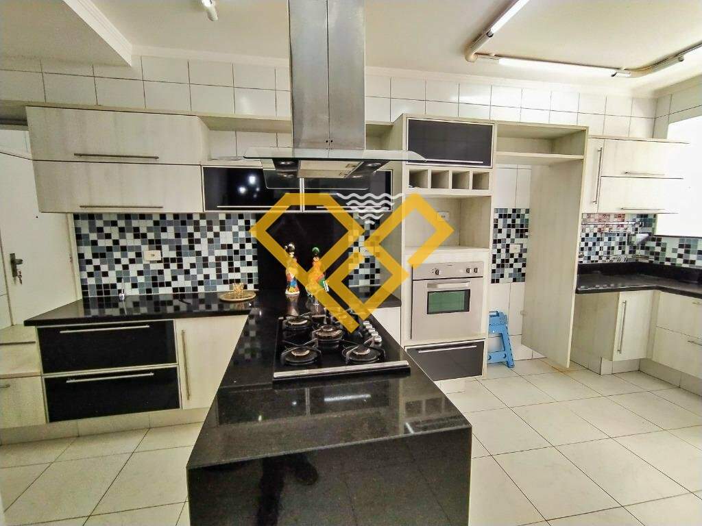 Apartamento para aluguel no Embaré: