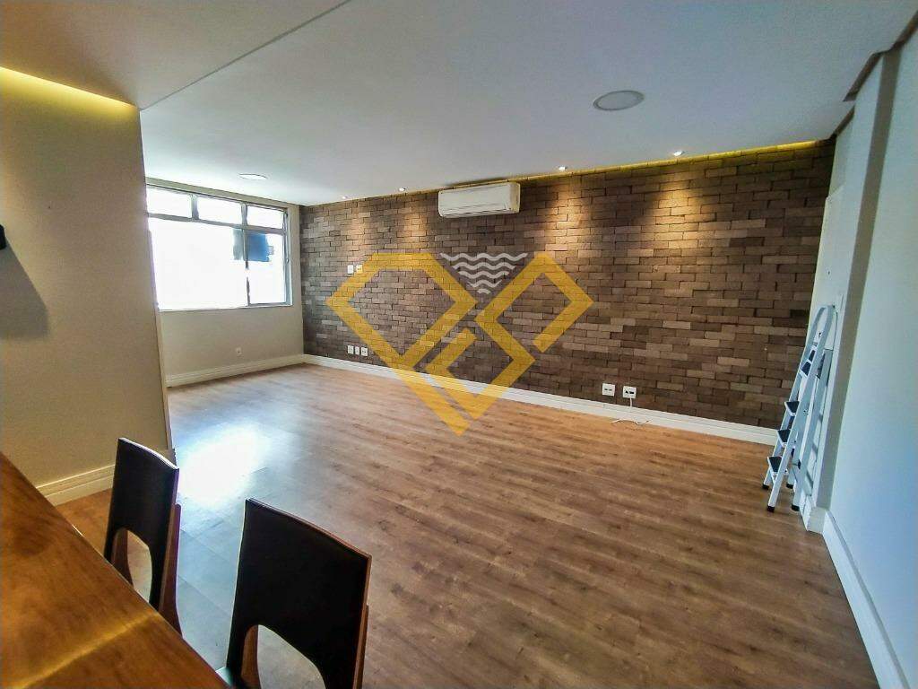 Apartamento para aluguel no Embaré: 