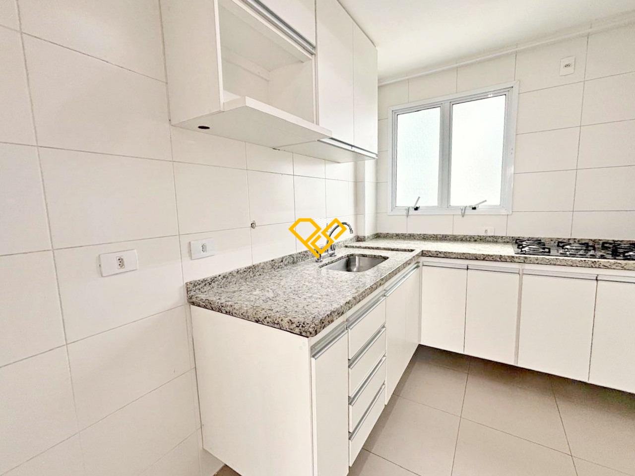 Apartamento à venda no Ponta da Praia: Cozinha