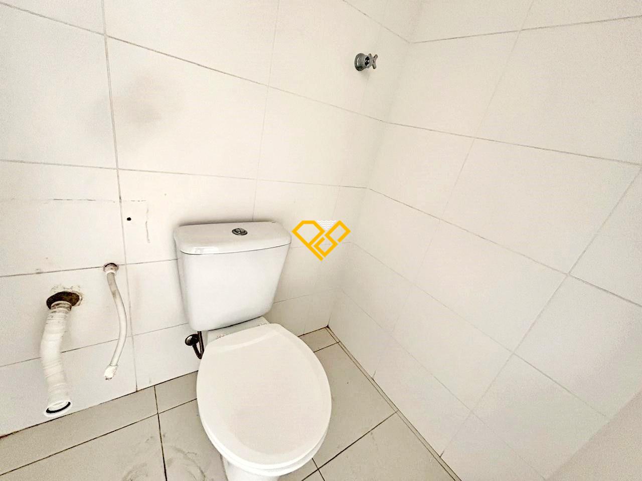 Apartamento à venda no Ponta da Praia: Wc de serviço