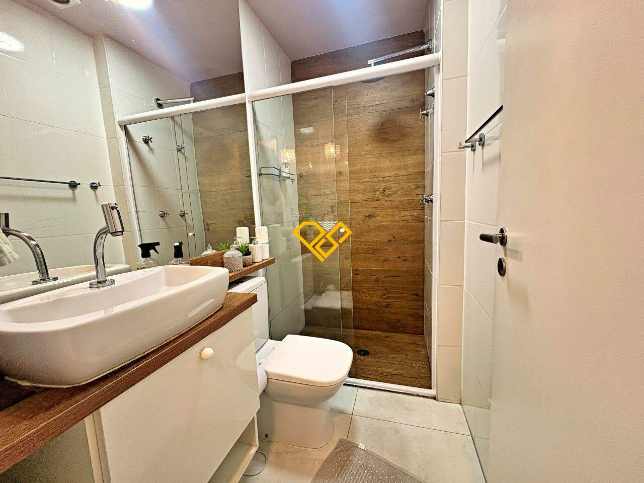 Apartamento para aluguel no Marapé: Wc social
