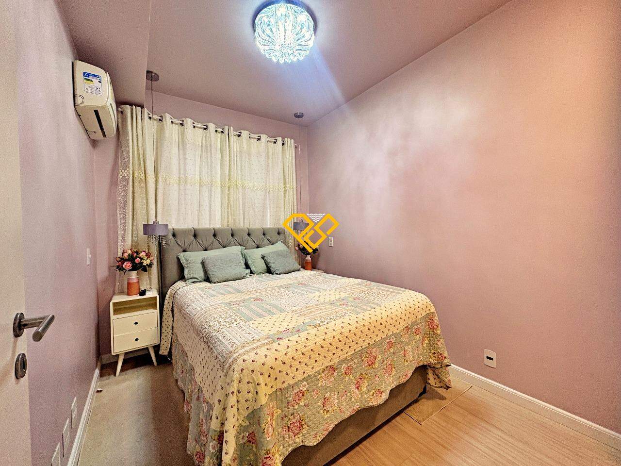 Apartamento para aluguel no Marapé: Dormitório 1 - suíte