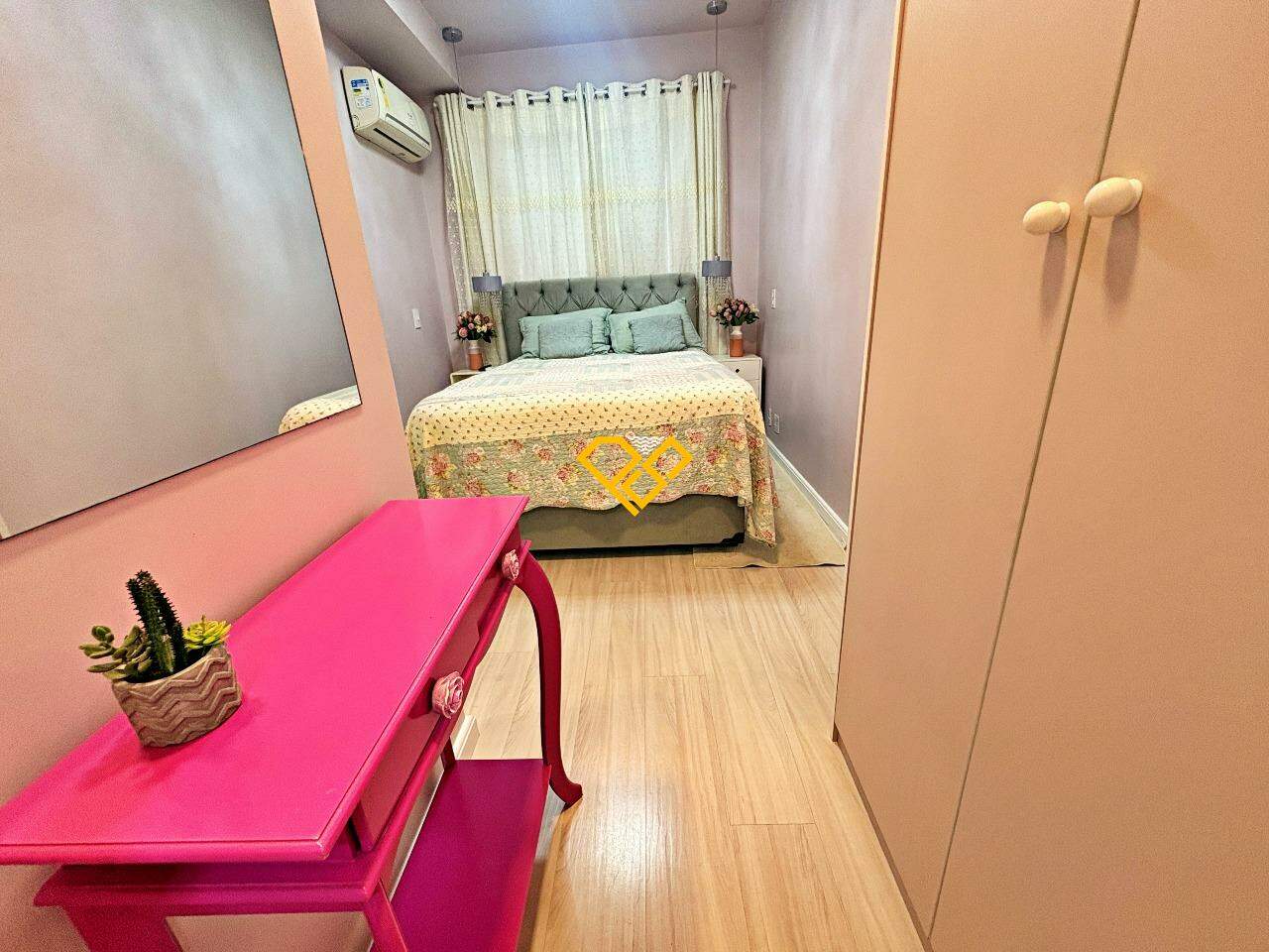 Apartamento para aluguel no Marapé: Dormitório 1 - suíte