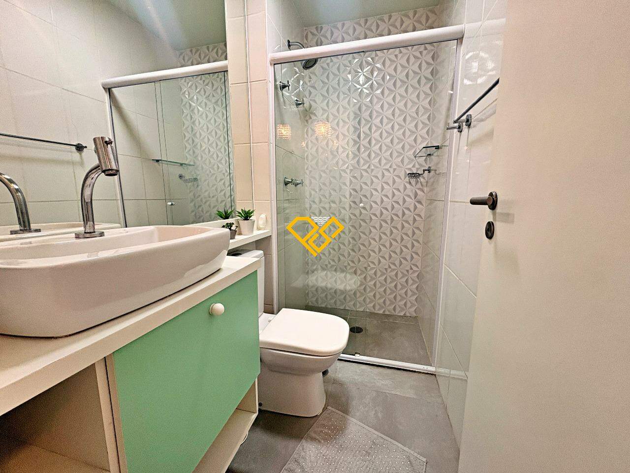 Apartamento para aluguel no Marapé: Wc suíte