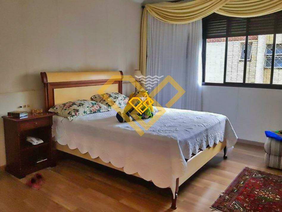 Apartamento à venda no Gonzaga: Quarto