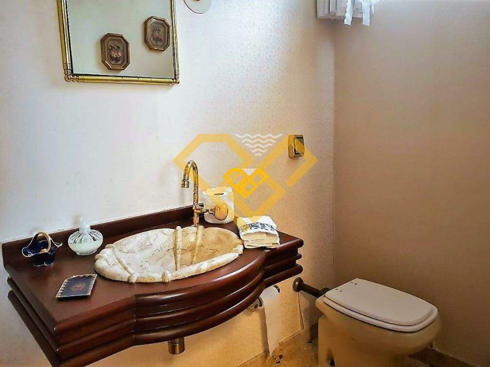 Apartamento à venda no Gonzaga: Lavabo