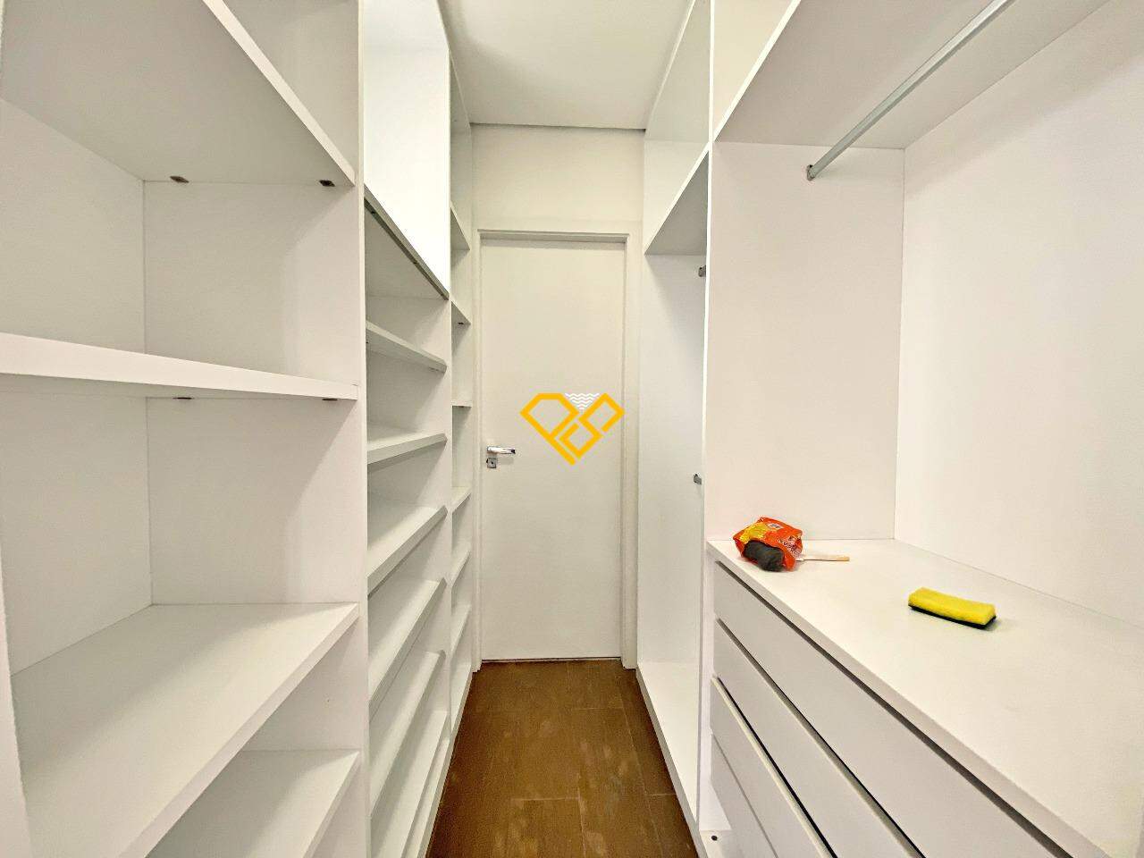Apartamento à venda no Vila Rica: Closet