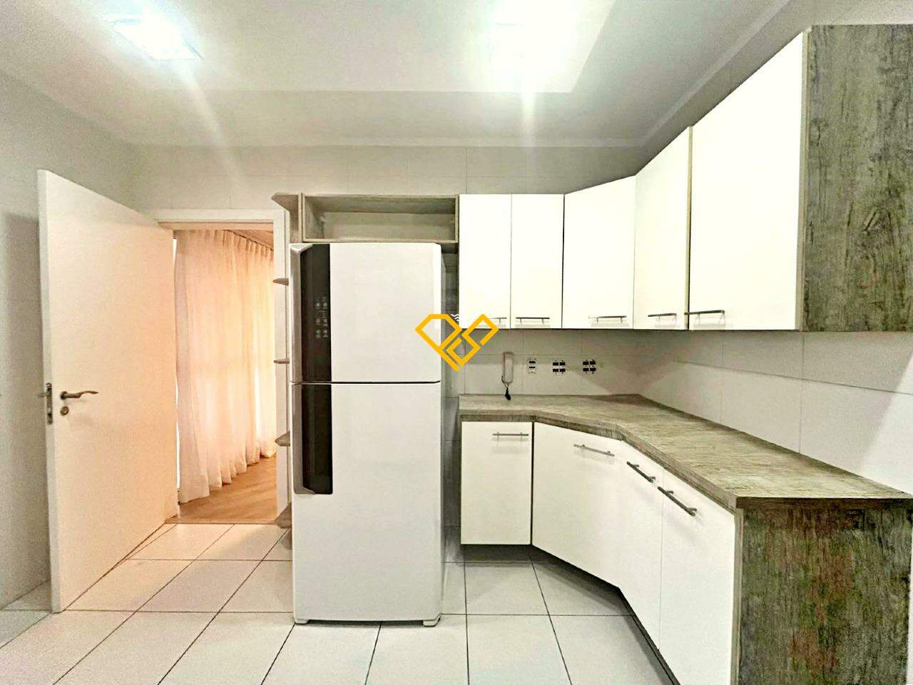 Apartamento para aluguel no Gonzaga: Cozinha