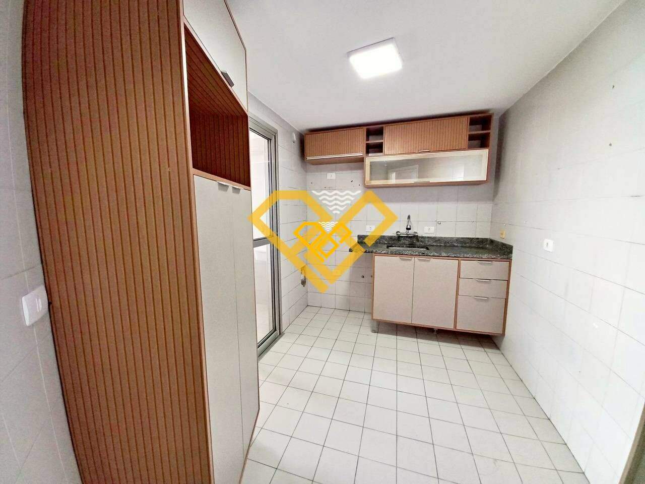 Cobertura para aluguel no Vila Mathias: 