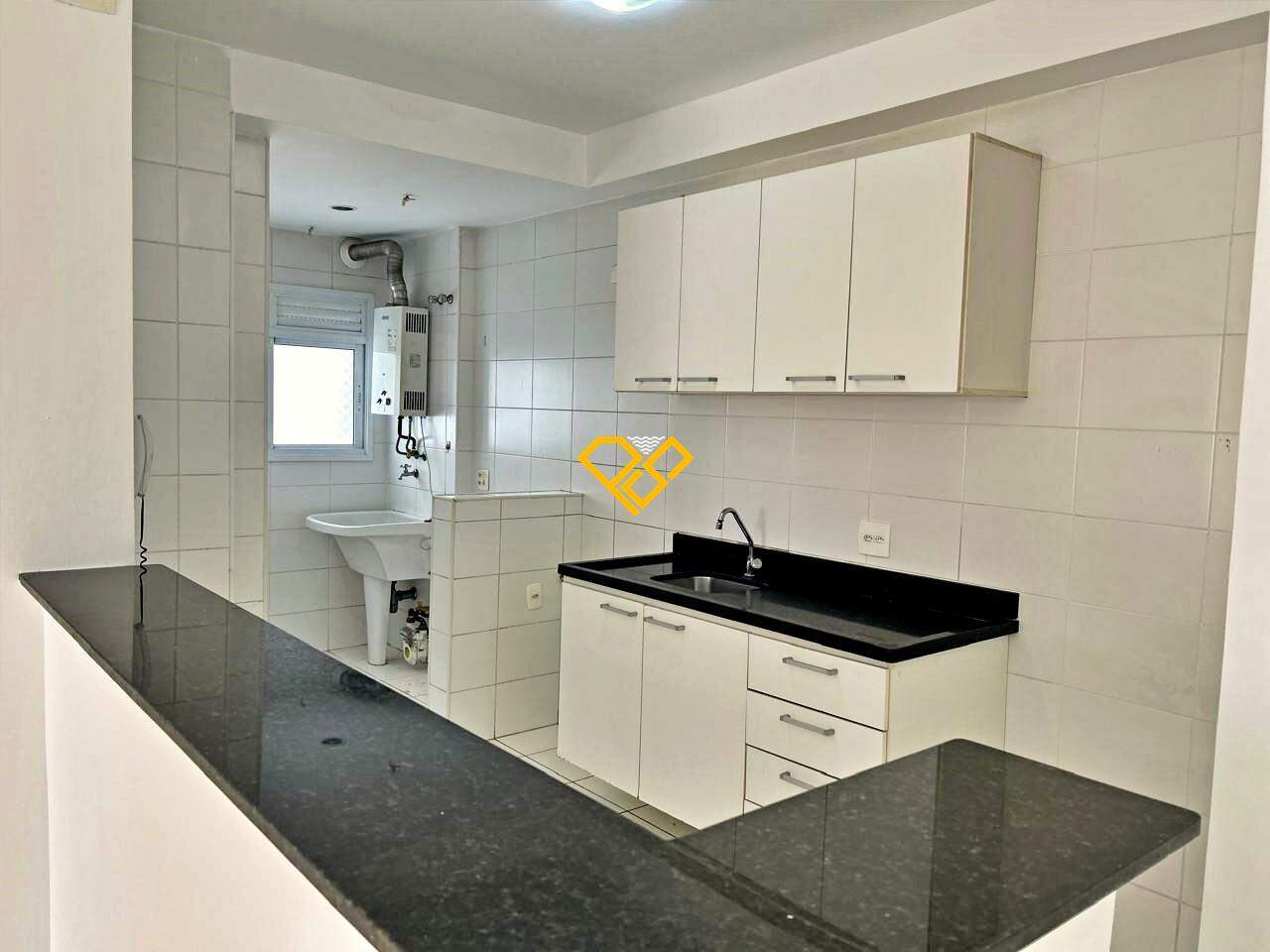 Apartamento para aluguel no Ponta da Praia: Cozinha