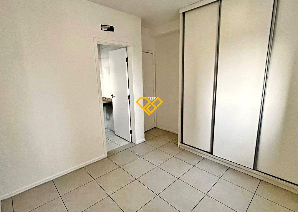 Apartamento para aluguel no Ponta da Praia: Dormitório 1 - suíte