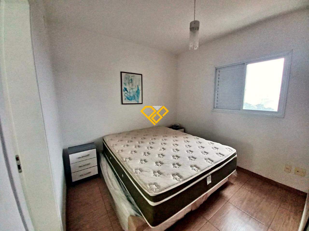 Apartamento à venda no Ponta da Praia: Suíte 1