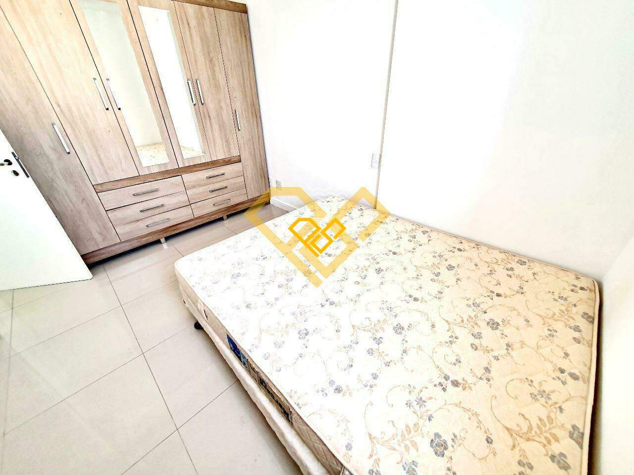 Apartamento para aluguel no Ponta da Praia: 