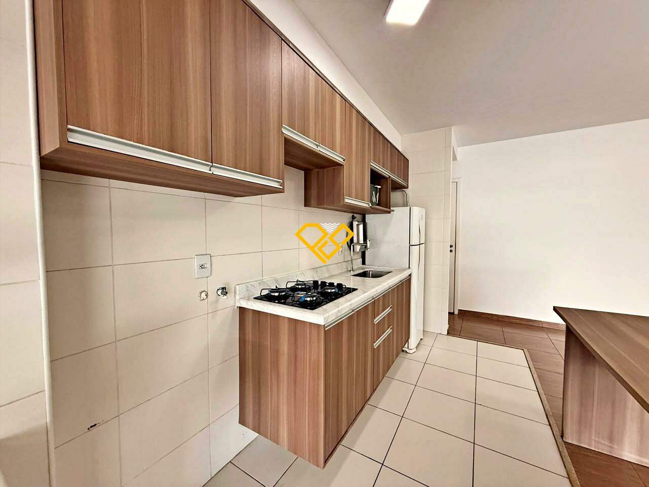 Apartamento para aluguel no Ponta da Praia: Cozinha