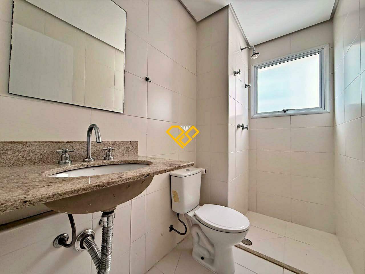 Apartamento para aluguel no Ponta da Praia: Wc suíte