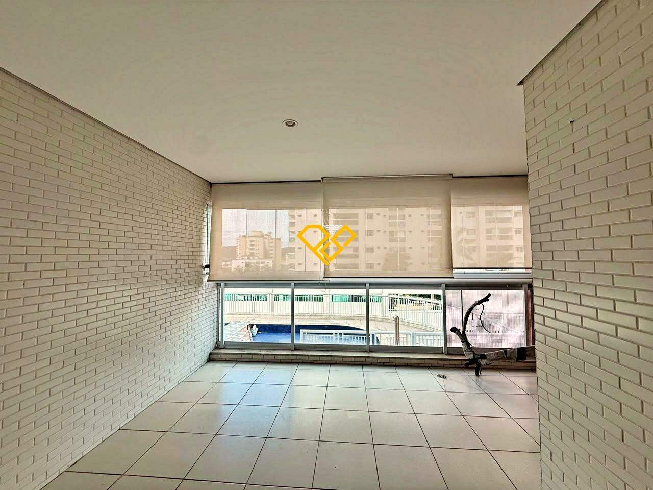Apartamento para aluguel no Ponta da Praia: Varanda