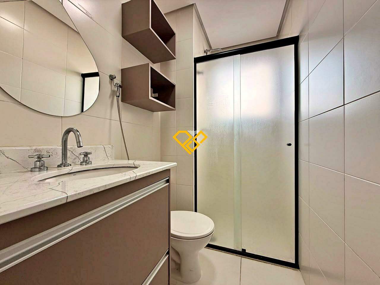 Apartamento para aluguel no Ponta da Praia: Wc social