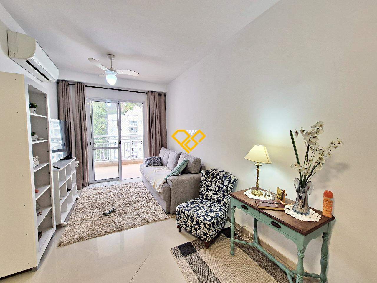 Apartamento para aluguel no Marapé: Sala