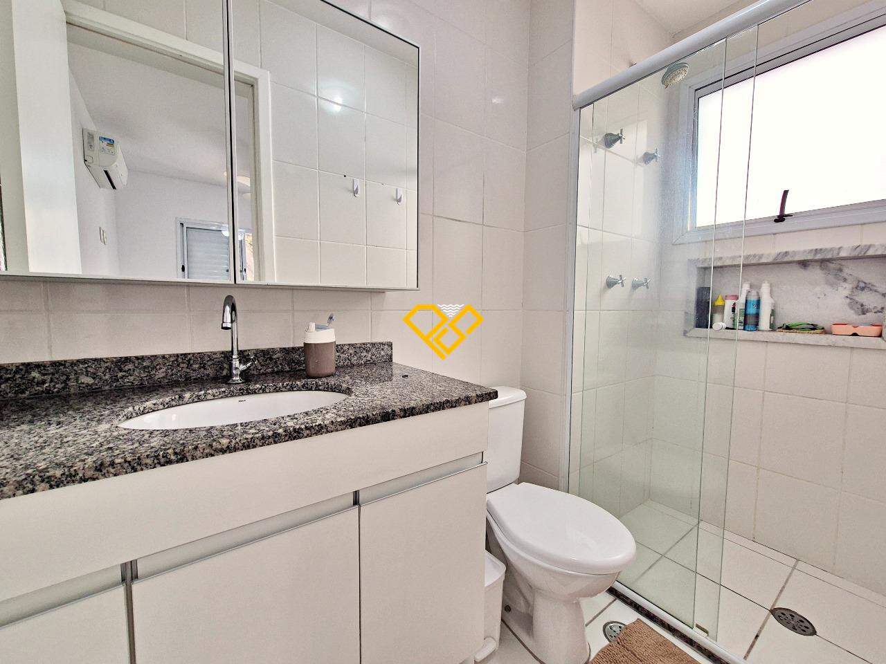 Apartamento para aluguel no Marapé: Wc suíte