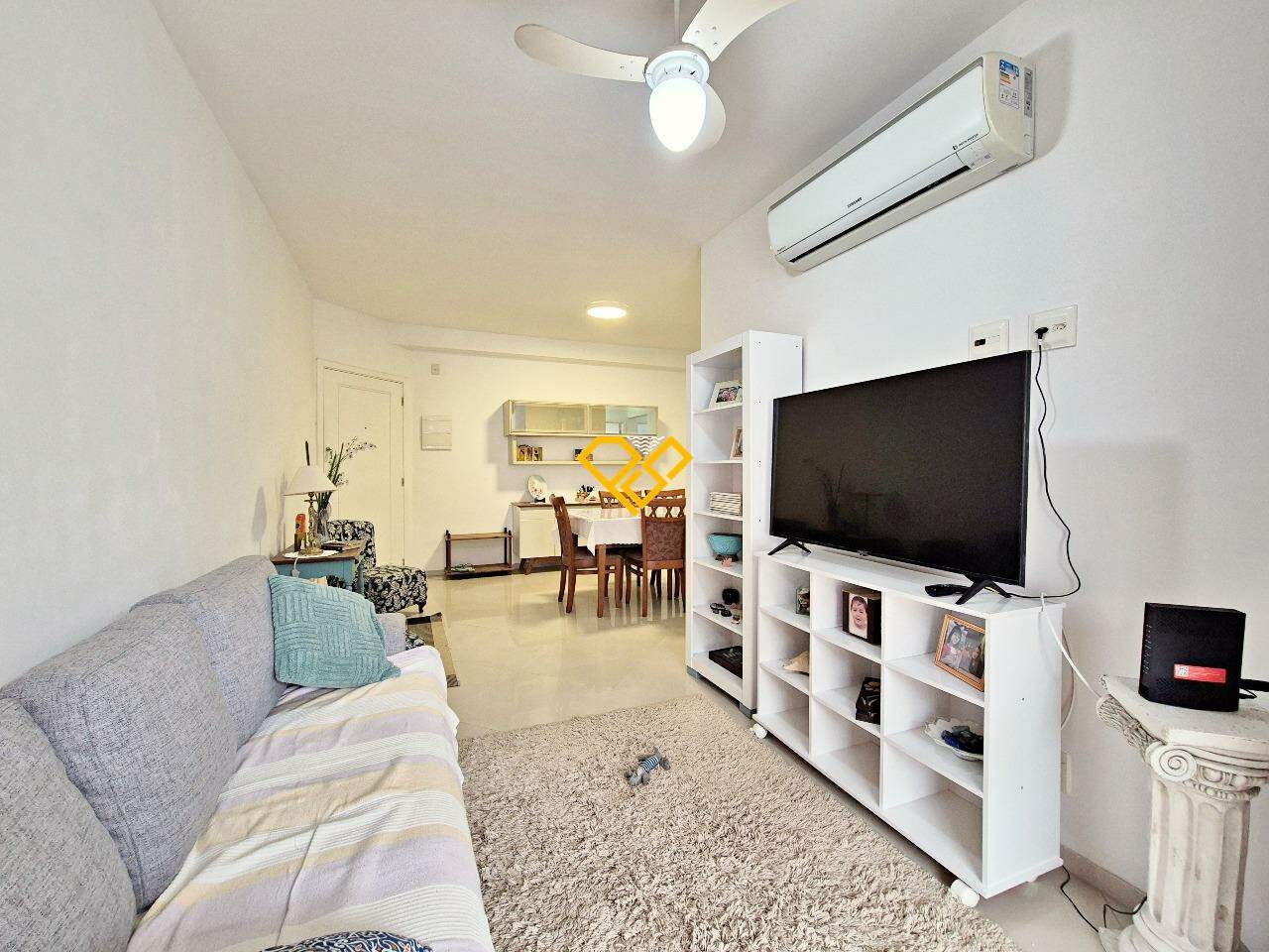 Apartamento para aluguel no Marapé: Sala