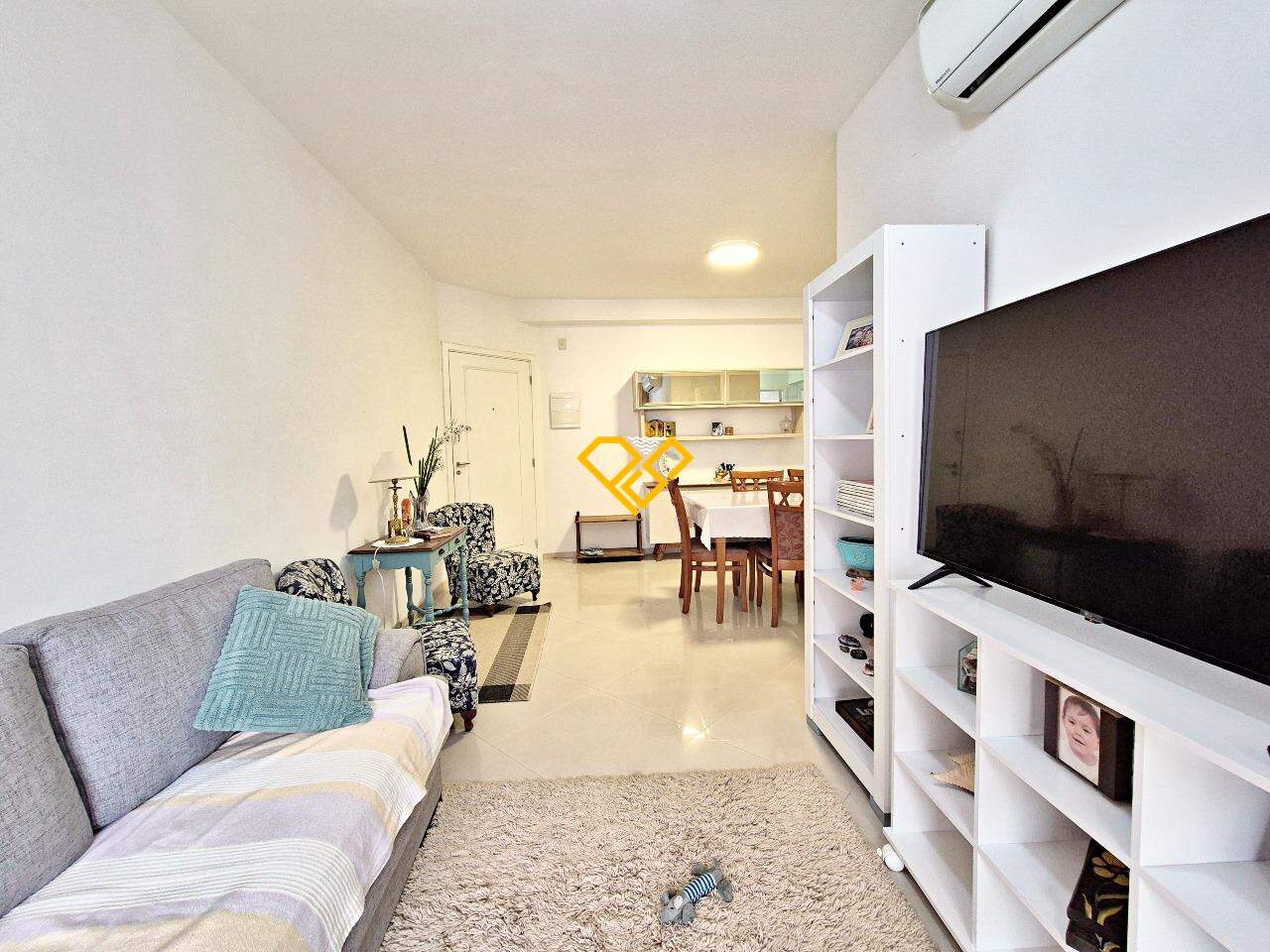 Apartamento para aluguel no Marapé: Sala