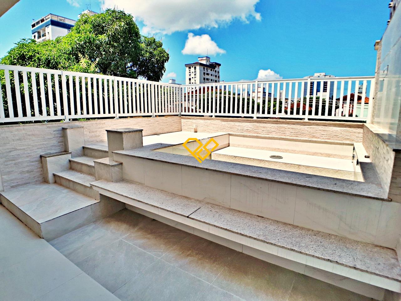 Casa para aluguel no Embaré: Piscina