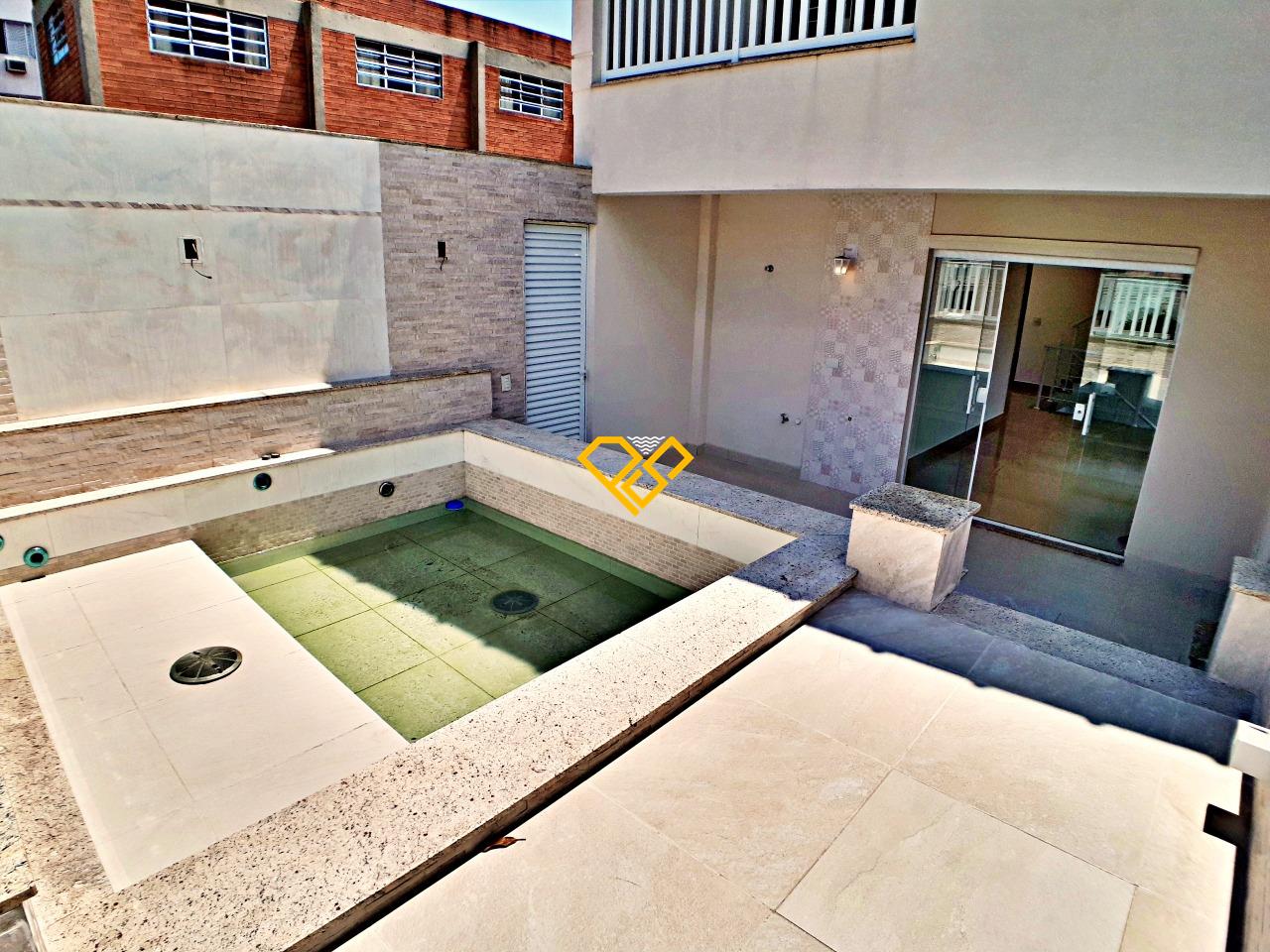 Casa para aluguel no Embaré: Piscina