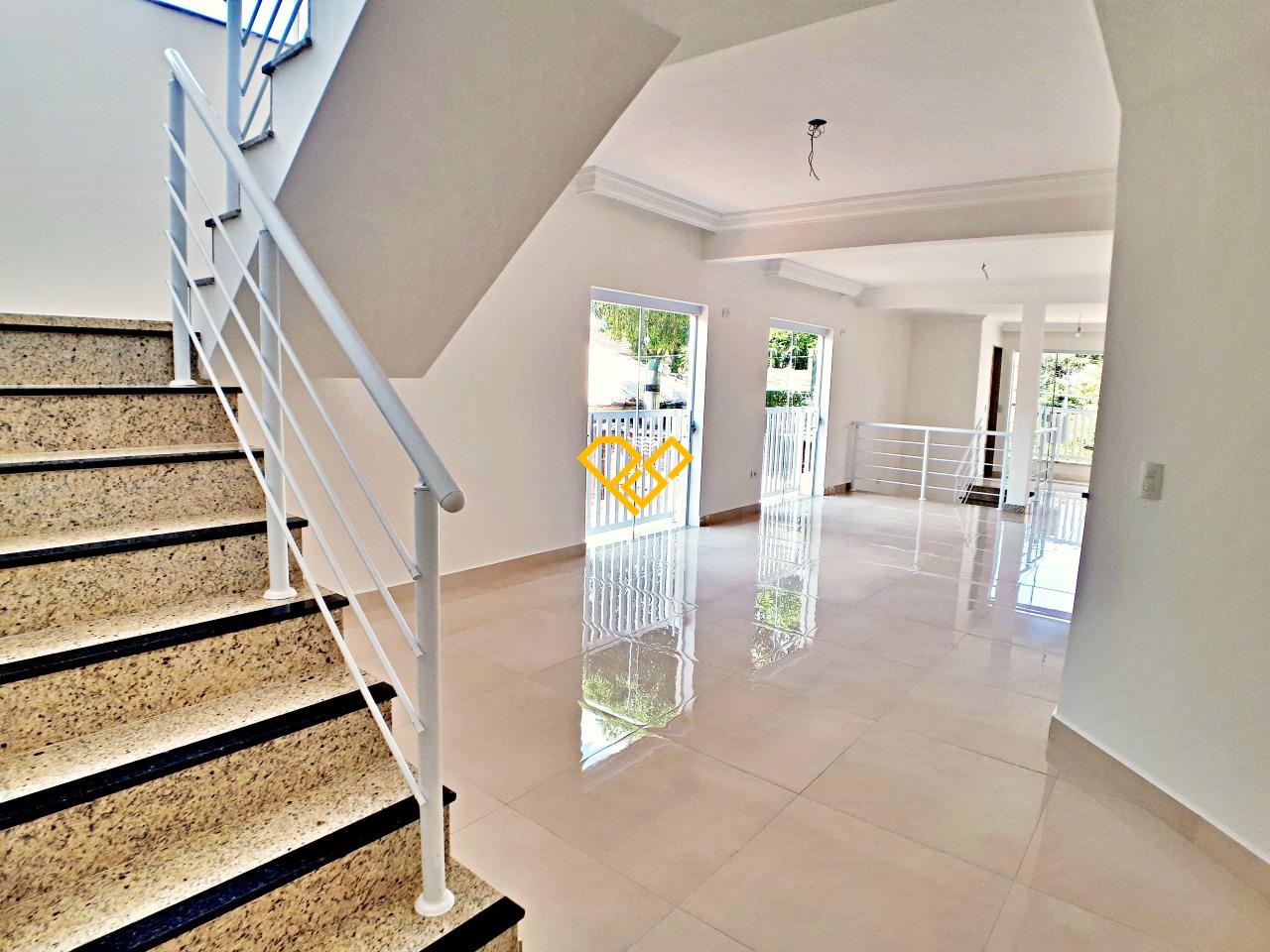 Casa para aluguel no Embaré: Sala