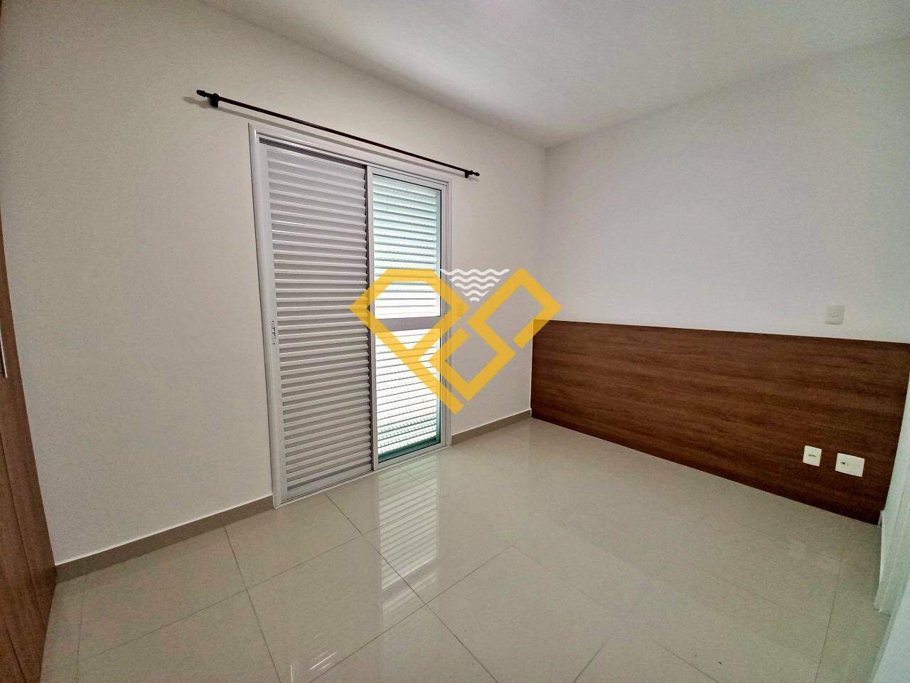 Apartamento para aluguel no Gonzaga: Dormitório - suíte