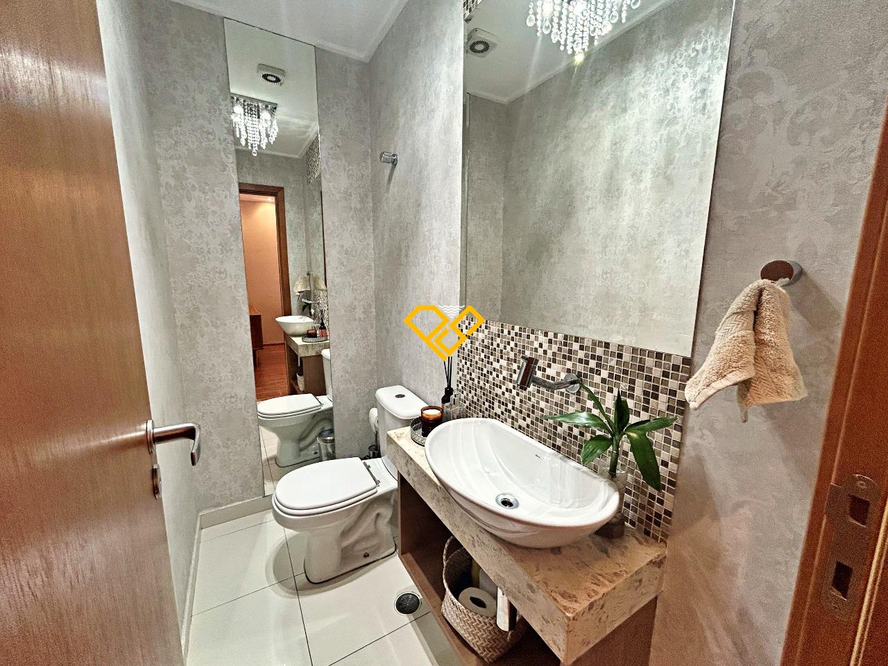 Apartamento Duplex à venda no Pompéia: Lavabo