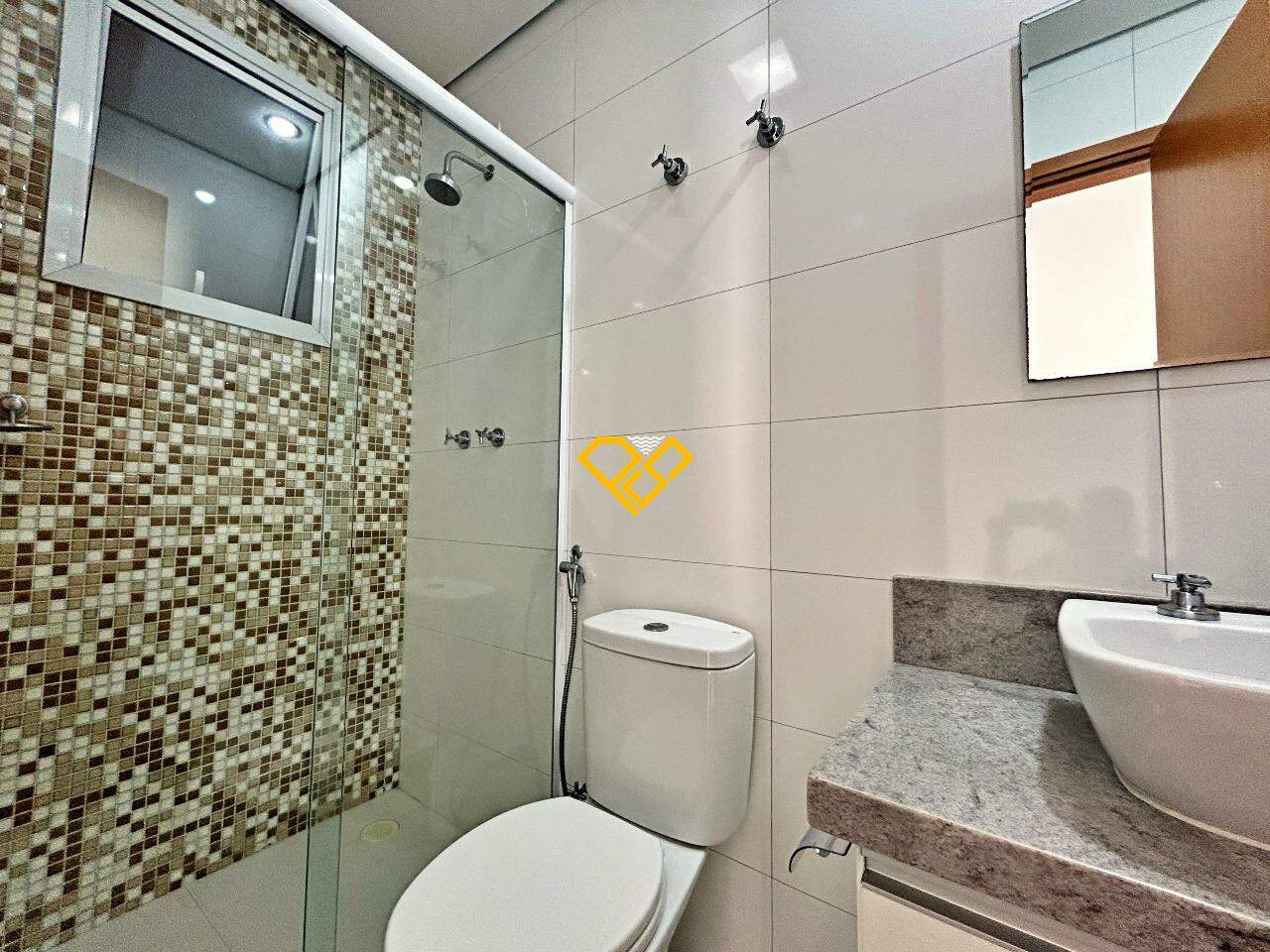 Apartamento para aluguel no Boqueirão: Wc social
