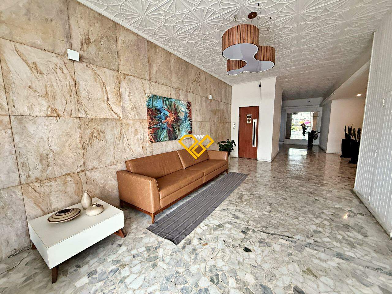 Apartamento à venda no Gonzaga: Hall social do condomínio