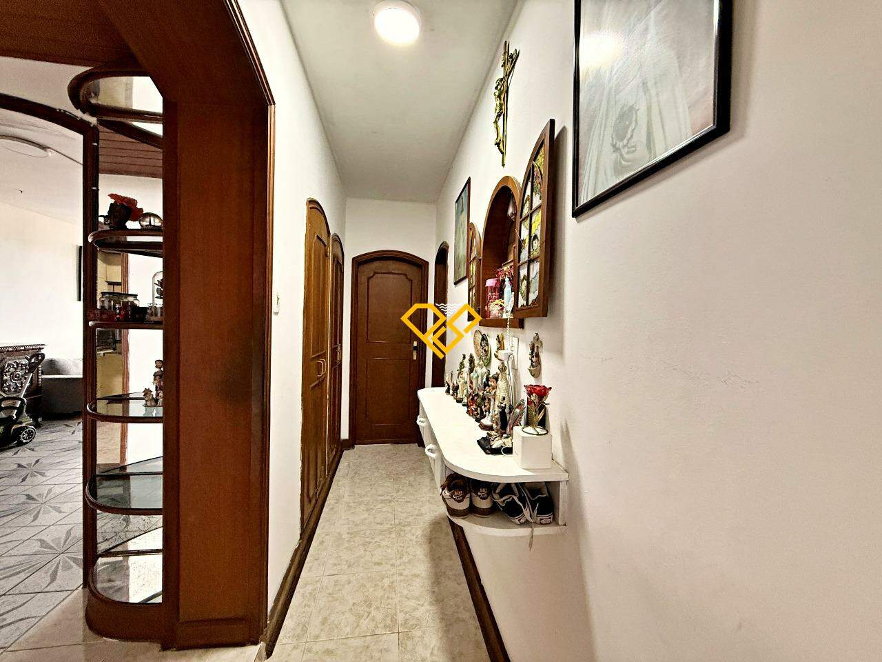 Apartamento à venda no Gonzaga: Entrada